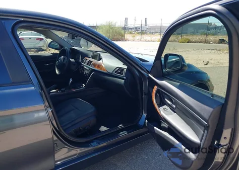 2013 BMW 328I z USA, uszkodzony, nr VIN WBA3A5C51DF355869